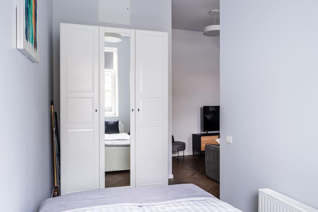 Modern Flat In Old Town Kaunas - Free Parking & Self Check-In Eksteriør bilde